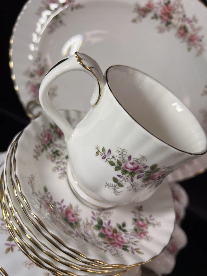 Royal Albert Levander Rose Set para 7 con piezas para servir s Foto 2 de 4