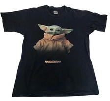 Star Wars The Mandalorian Baby Yoda Black T-Shirt Men  s Medium