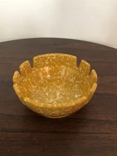 Vintage Mustard Speckled 4” Plastic Ashtray Synthetic Plastics Co., NJ