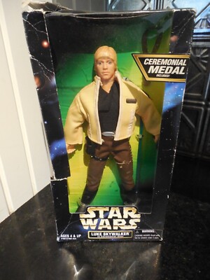 Vintage 1997 STAR WARS Luke Skywalker in Ceremonial Gear 12