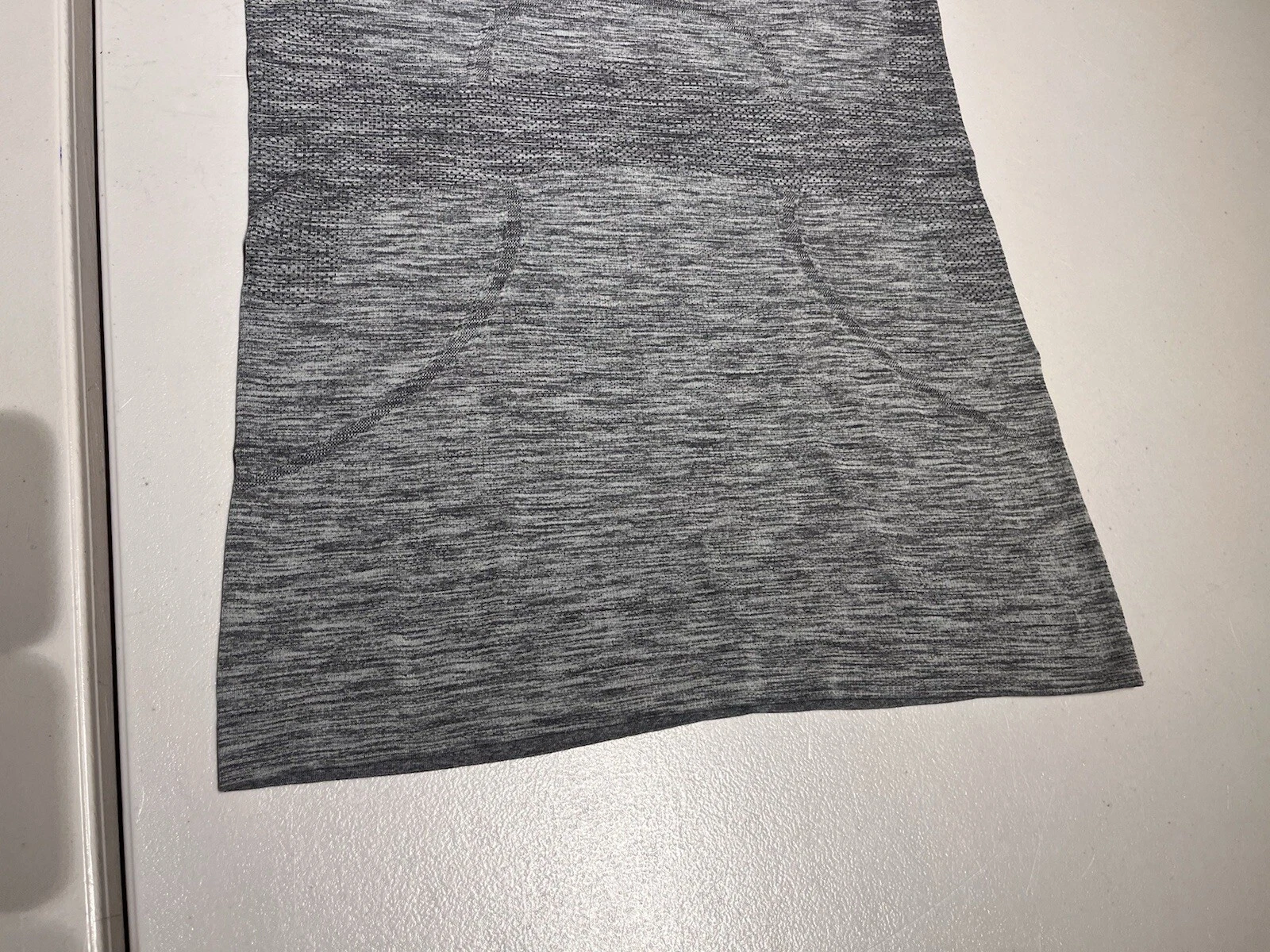 lululemon top run swiftly vent gym yoga shirt