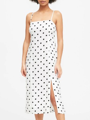 embroidered tulle midi dress Floral Lace Midi Dress– Teuta Matoshi