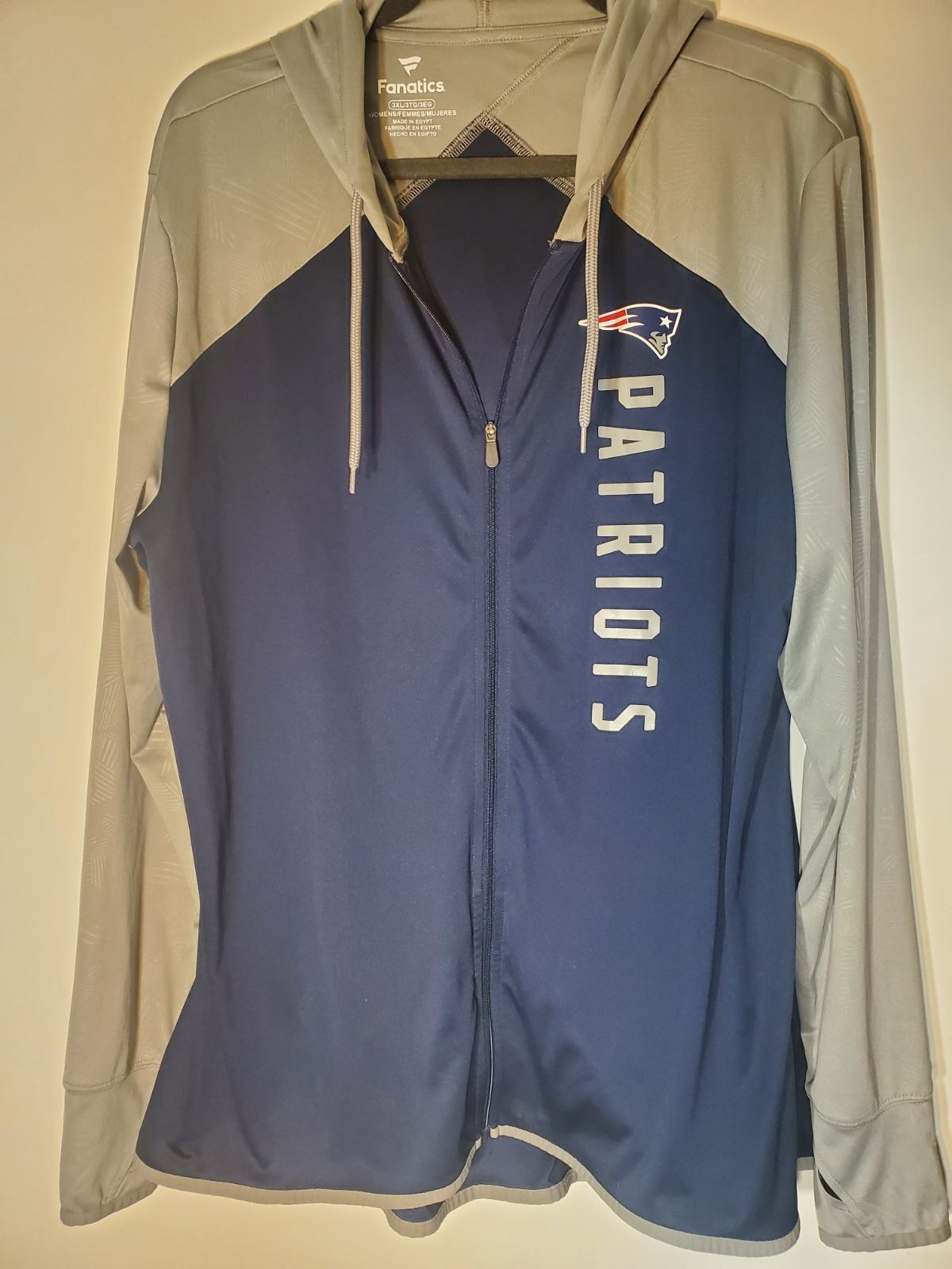 Picture 1 of 5