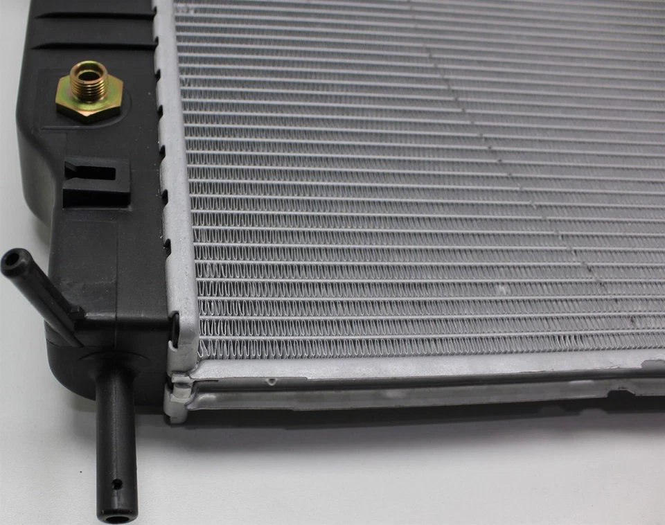 Radiador 1999-2002 Mercury Cougar deve ter AC 2.0/2.5L YS2Z8005DA fábrica OEM - Imagem 4 de 4