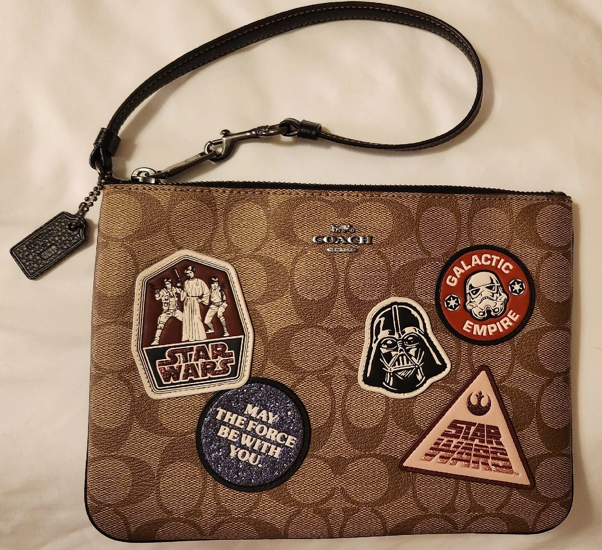 Rare New W Tag Coach STAR WARS Pouch In Signature Canvas With Patches Clutch