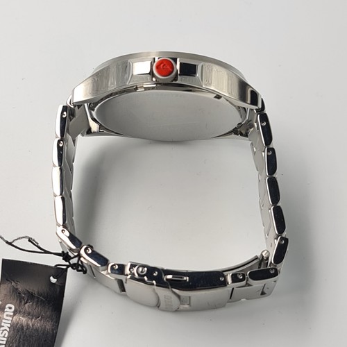 Quiksilver Mens Beluka Watch Silver Polished Stainless Steel Case & Bracelet - Picture 4 of 9