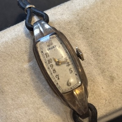 T15 Vintage Gruen 10k Gold Filled 15 Lady Watch Not Working Parts-Repair As Is**