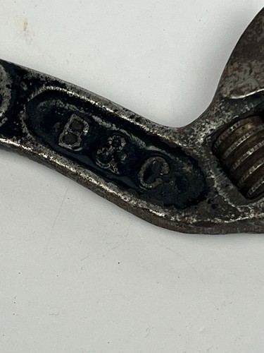 Chiave regolabile vintage B&C Bemis & Call 8" S manico aperto curvo USA - Foto 6 di 10