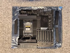 ASUS WRX80E-SAGE, AMD Threadripper, (90MB1590M0EAY0) Motherboard