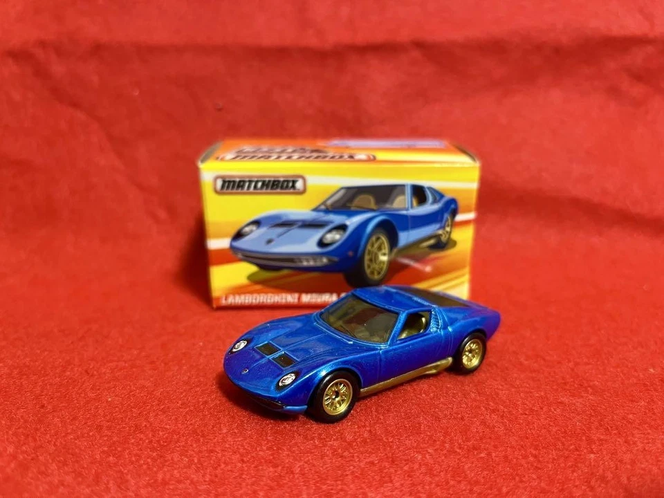 Matchbox BMW Lamborghini Mercedes-Benz Land Rover Porsche Volkwagen 6-type set  - Image 3 of 4