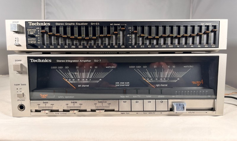 Technics SU-7 integrated amp 50 Watt to 8 Ohm and SH-E5 Technics equalizer