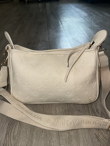 Adrienne Vittadini Ivory BeigeFaux Leather Monogram Shoulder Crossbody Purse - Bild 3 von 12