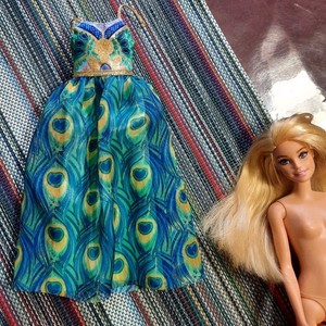 open lace back dress Barbie - The Island Princess - Azul Peacock