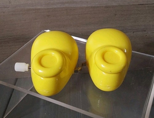 Wind Up Vintage Mickey Mouse Walking Shoes Toy Plastic Working - Picture 3 of 6