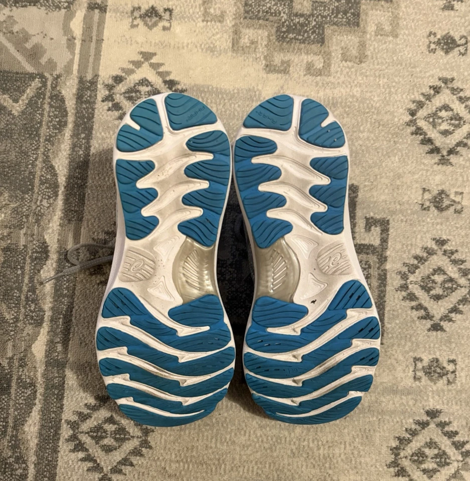 Zapatos para correr para mujer ASIC Gel Nimbus 23 gris azul Foto 3 de 4