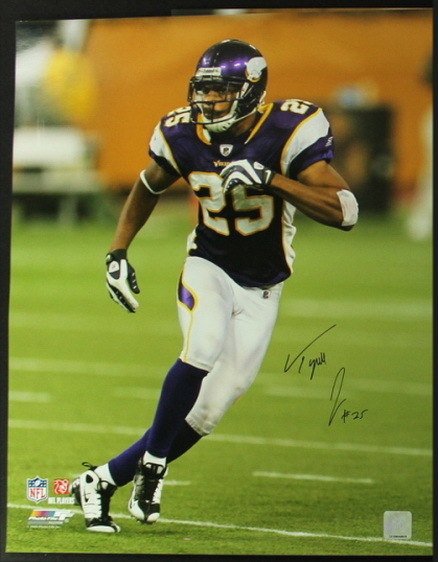 TYRELL JOHNSON SIGNED 16x20 PHOTO VIKINGS, DETROIT LIONS & ARKANAS STATE INDIANS