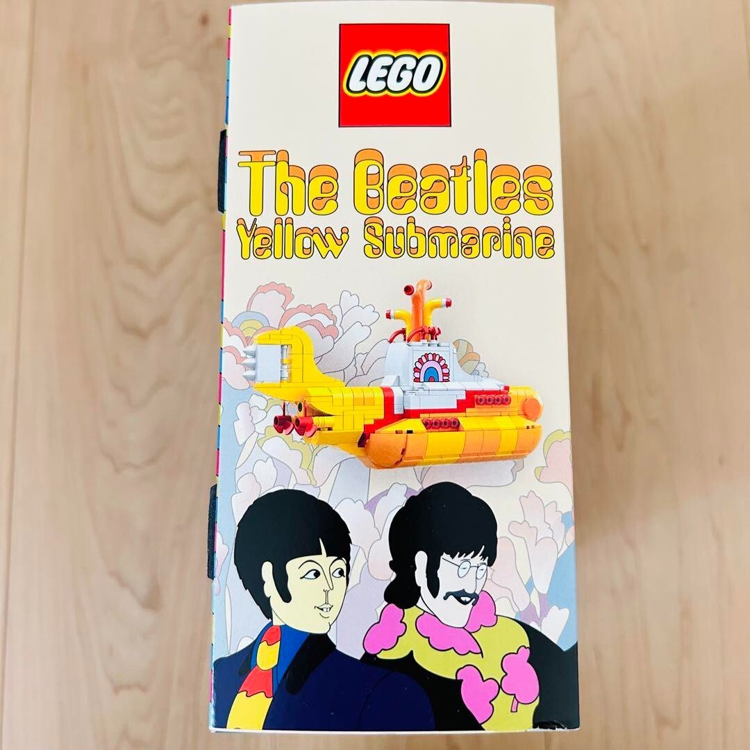 LEGO 21306 The Beatles Yellow Submarine Set New Sealed Retired