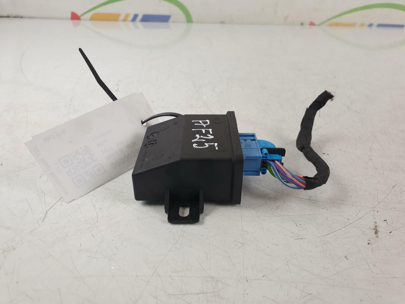 PEUGEOT 308 2017 1.2 Petrol Mk2 T9 Headlight Control Module 