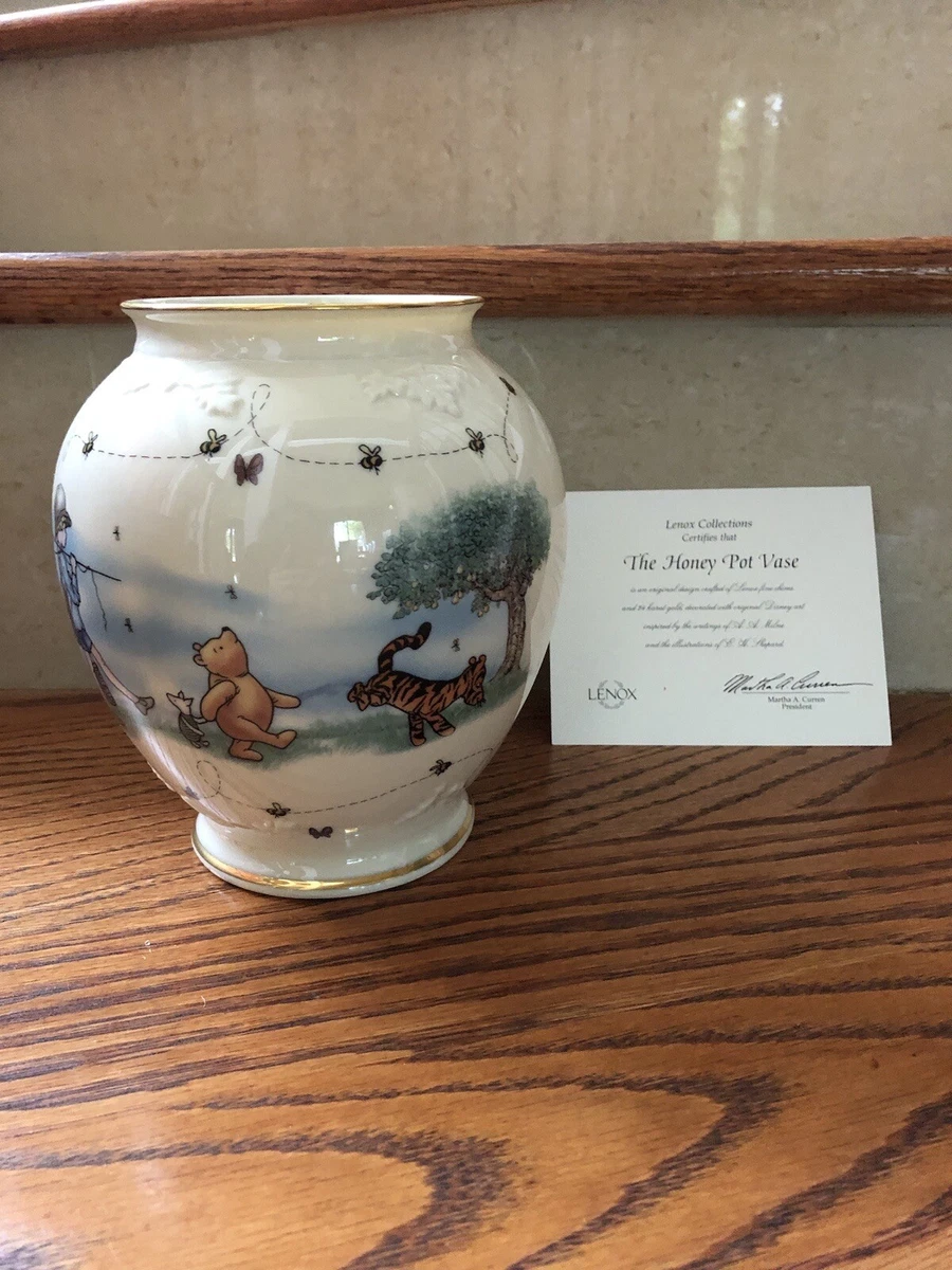 ☆さらにお値下げ☆ LENOX Disney クラッシックプー　ベース（花瓶） lenox winnie the pooh vase products for sale | eBay