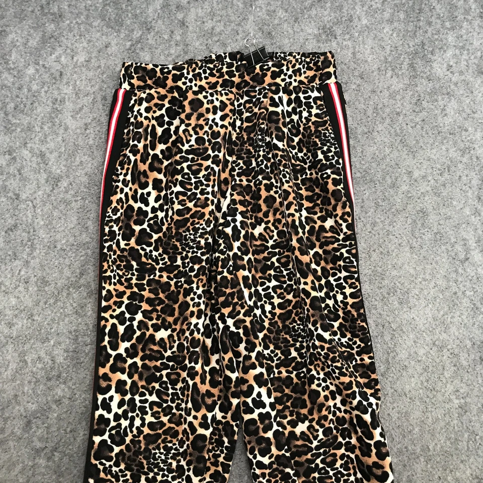 Pantalones Jogger Hot Kiss Para Mujer Talla Pequeña Elastizados Estampado Animal con Rayas Laterales Foto 3 de 4