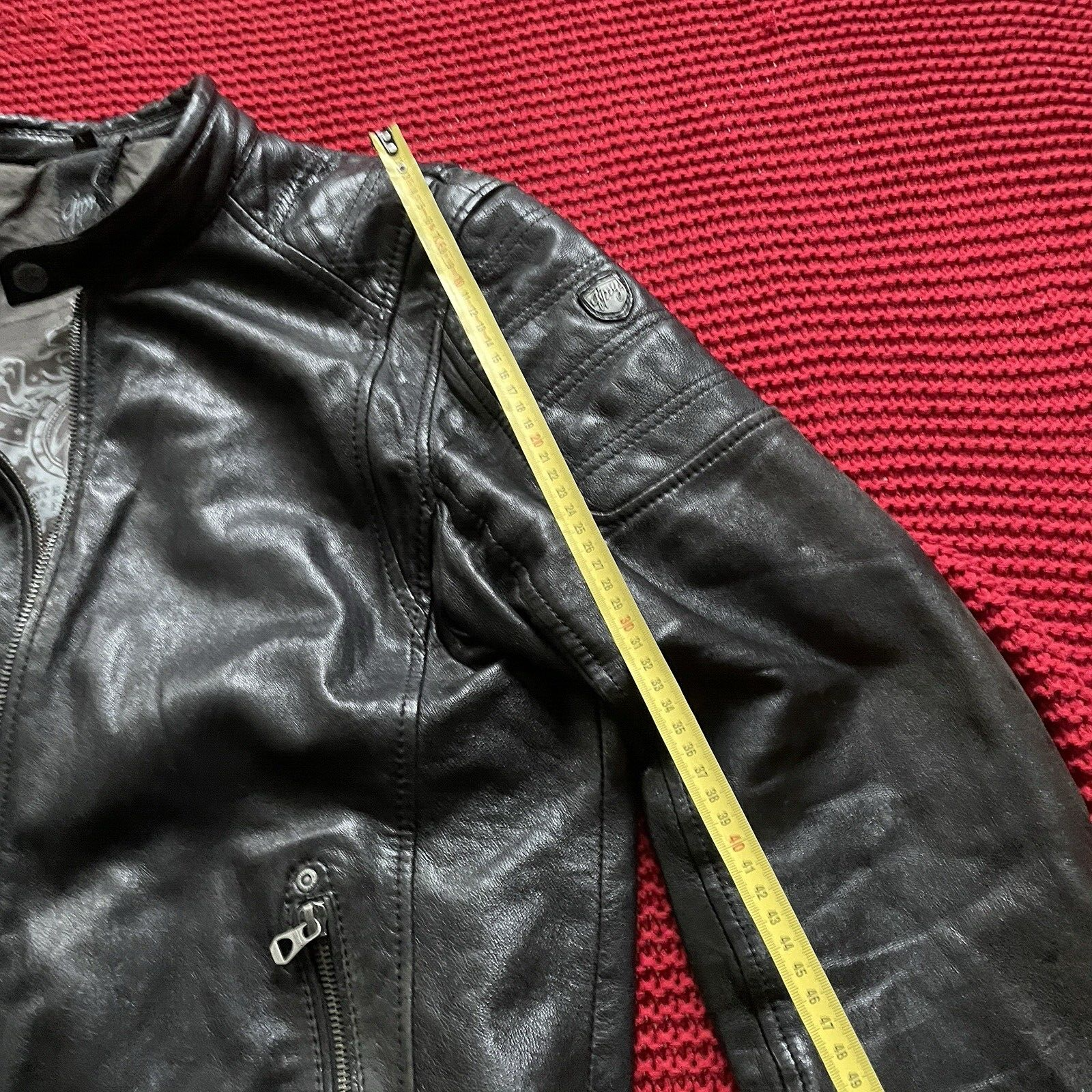 Picture 11 of 17