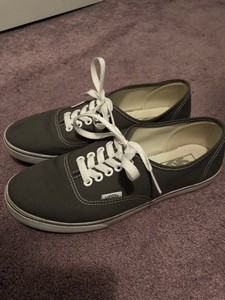 vans authentic lo pro gray