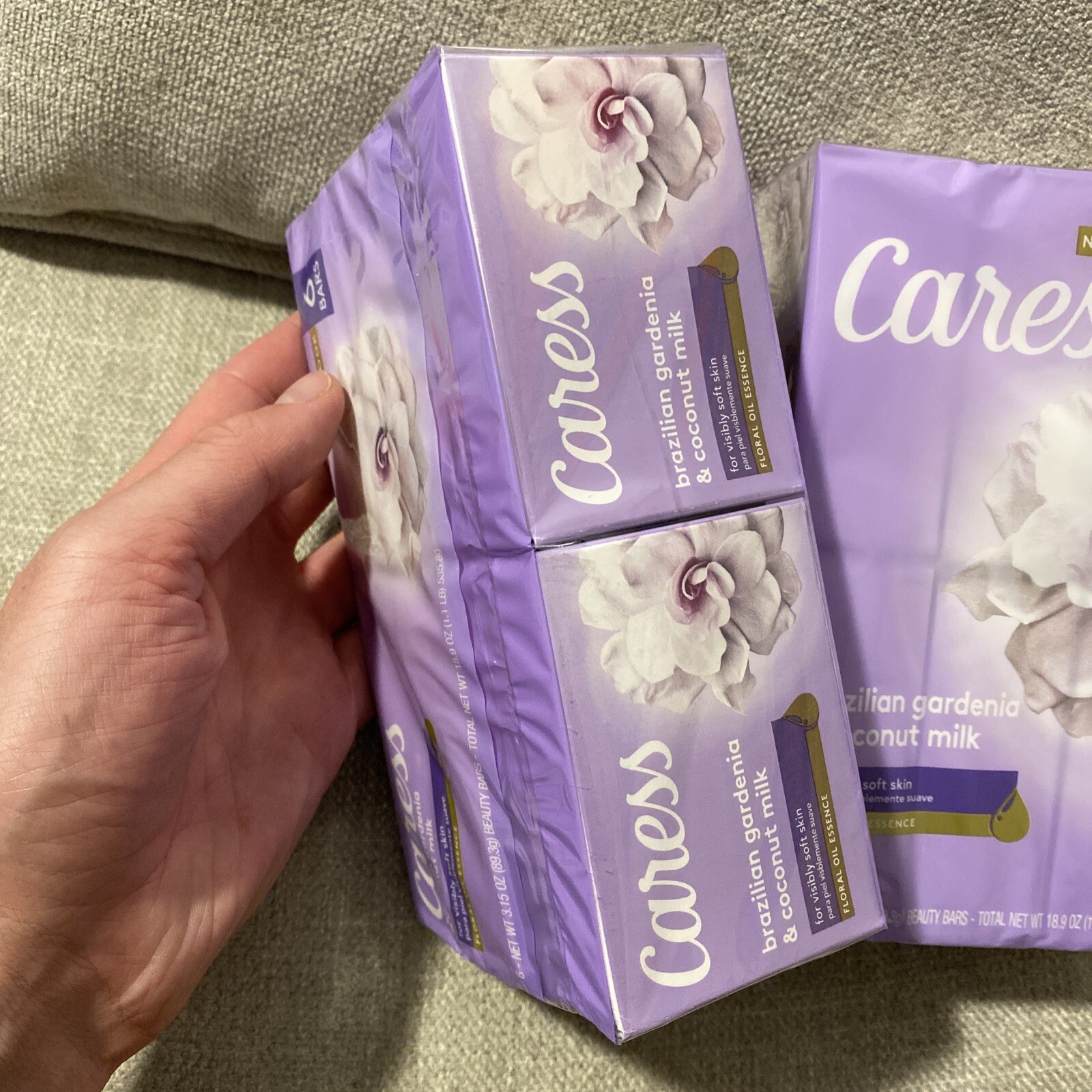 (2) Caress Brazilian Gardenia and Coconut Milk Bar Soap 6 Pack New