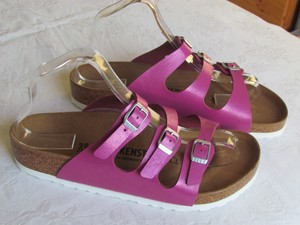 fuchsia sandals uk