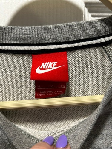 Nike - Picture 2 of 6