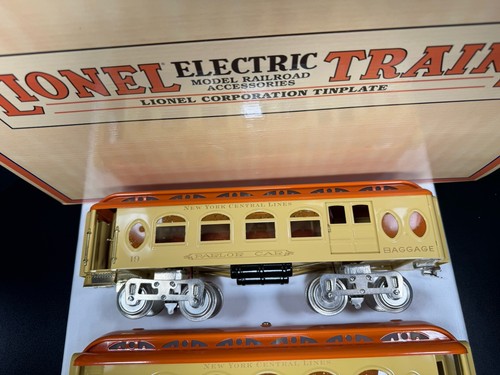 Lionel by MTH 11-40057 Std Gauge tinplate cream & orange passenger 3-car set LN - Picture 6 of 13
