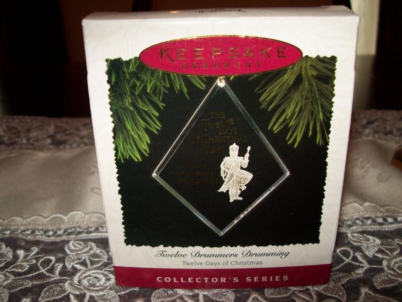 HALLMARK TWELVE DAYS OF CHRISTMAS #12 1995 KEEPSAKE ORNAMENTS DRUMMERS DRUMMING