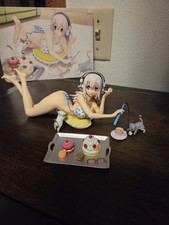 Arcadia Super Sonico Sweets & Bikini Ver. Fig...