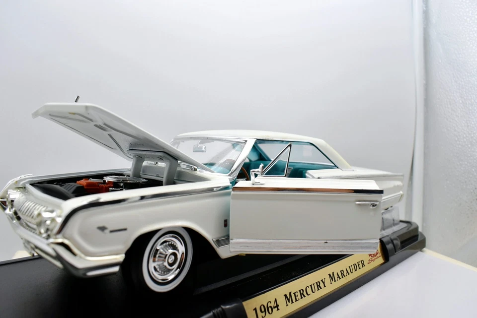Modellino auto americane scala 1:18 Mercury marauder diecast modellismo statico - Immagine 3 di 4