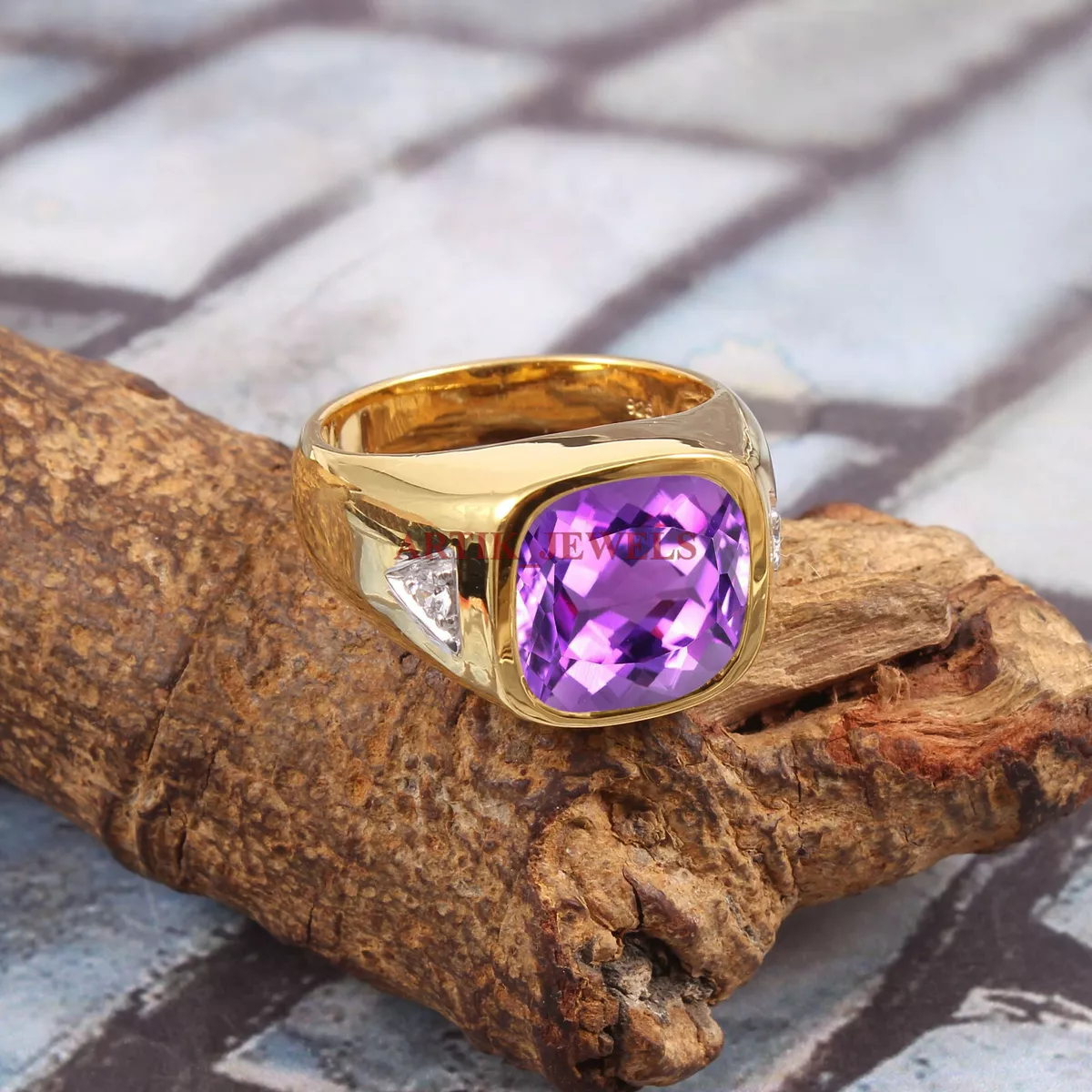 Mens ring deals with amethyst