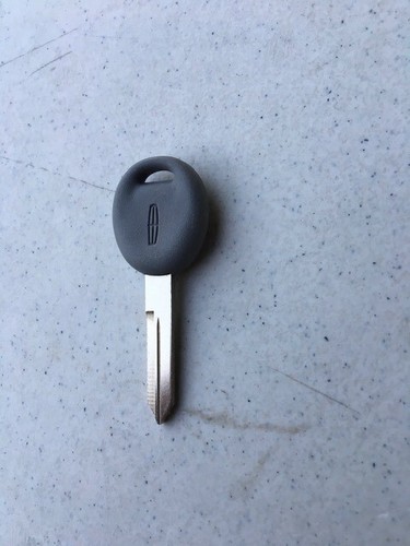 NEW 1997-1998 LINCOLN MARK VIII VALET IGNITION KEY BLANK 164 R0445 - Picture 3 of 3