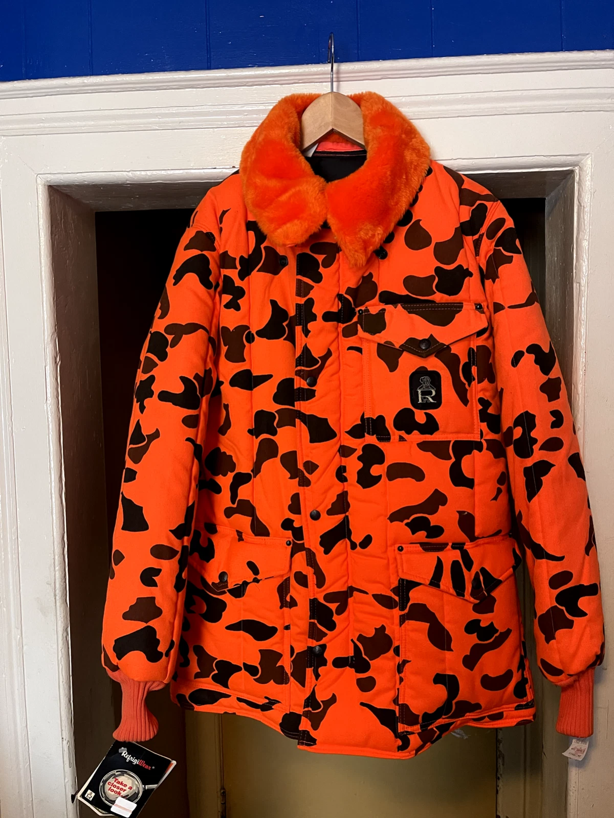 Veste en tuf en fer isolé Supreme RefrigiWear   taille M   camouflage orange