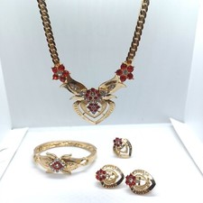 Women Valentine's Day, Wedding Gift Jewelry set heart shape Necklace.