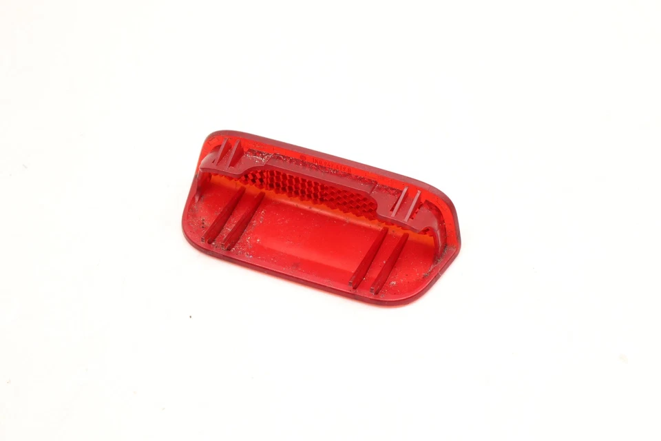 Refletor/luz 2008 VW R32 - DOOR 1K0947419B - Imagem 2 de 3