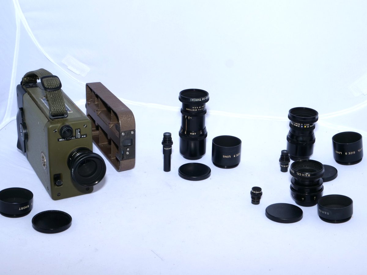 Bell & Howell KF-4 MILITARY green 16mm Movie camera. (4) B&H Cine