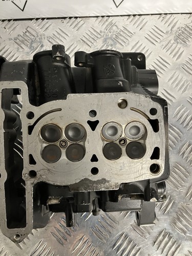 Suzuki GSF400 GSF 400 VC Bandit 88-On Engine Cylinder Head Valves Rocker Shaft - Picture 7 of 23