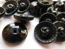 Lot 10 boutons anciens en verre noir travaillé  pied effet tissé 1,3 cm ref 3468