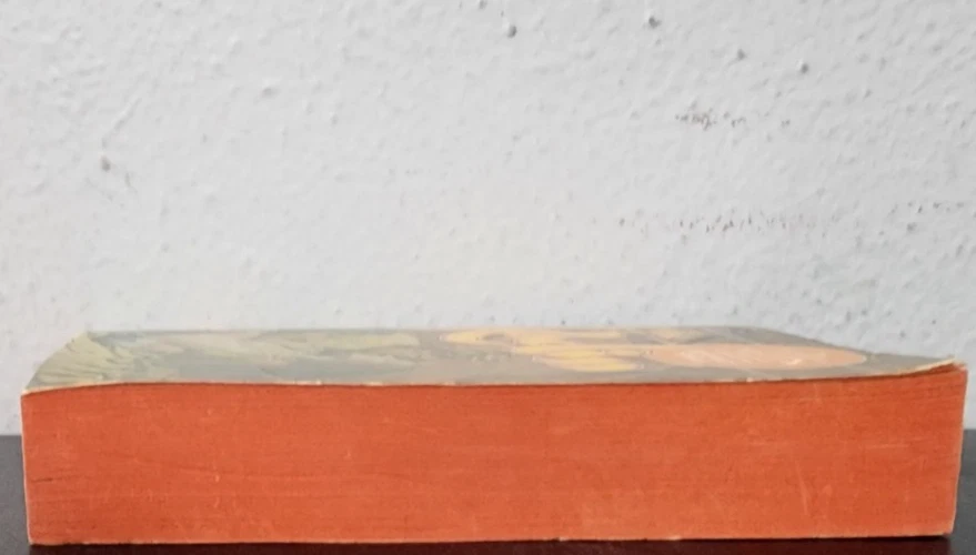 The Kadin Bertrice Small Vintage Avon First Edition Paperback 1978 PB Book Rare Foto 4 de 4