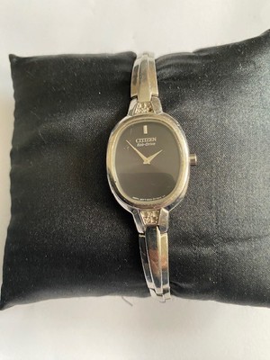 Citizen Damen Eco Drive 50 MT WR Stein Armband Uhr B023-S081092