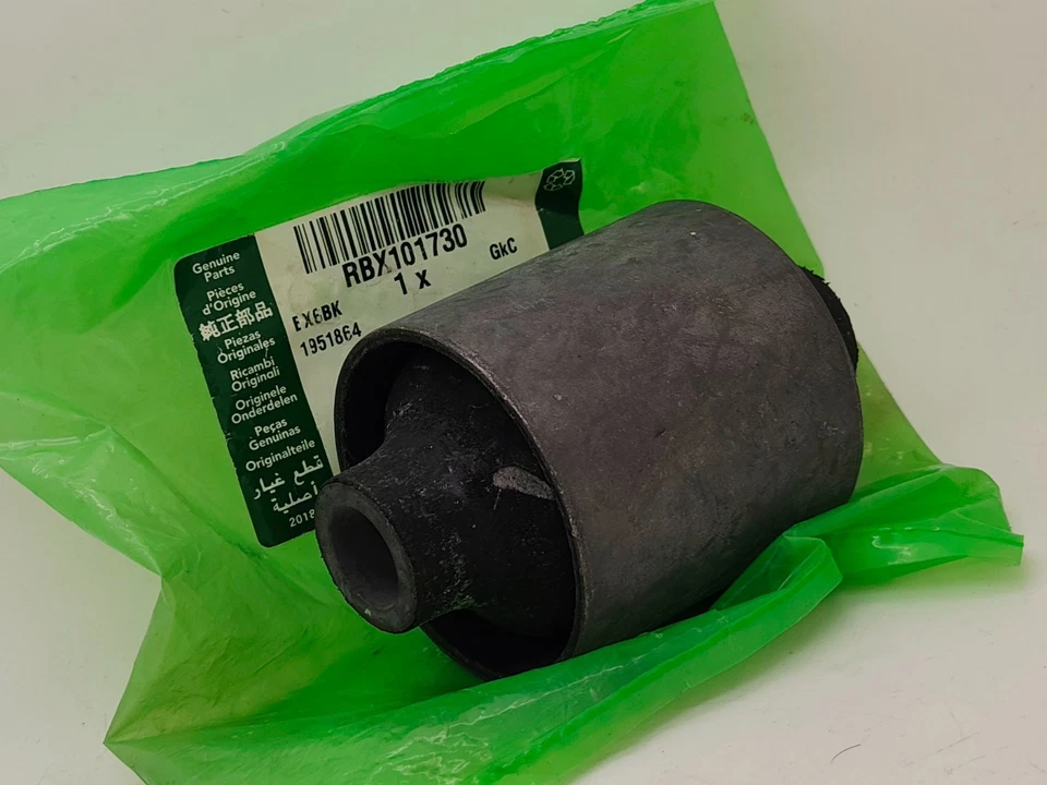 New Genuine Land Rover Discovery 2 Front Suspension Radius Arm Bush RBX101730 - Image 1 of 1