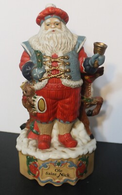 Porcelain Santa Musical Plays''Santa Claus Is Coming To Town'' Ole Saint Nick!