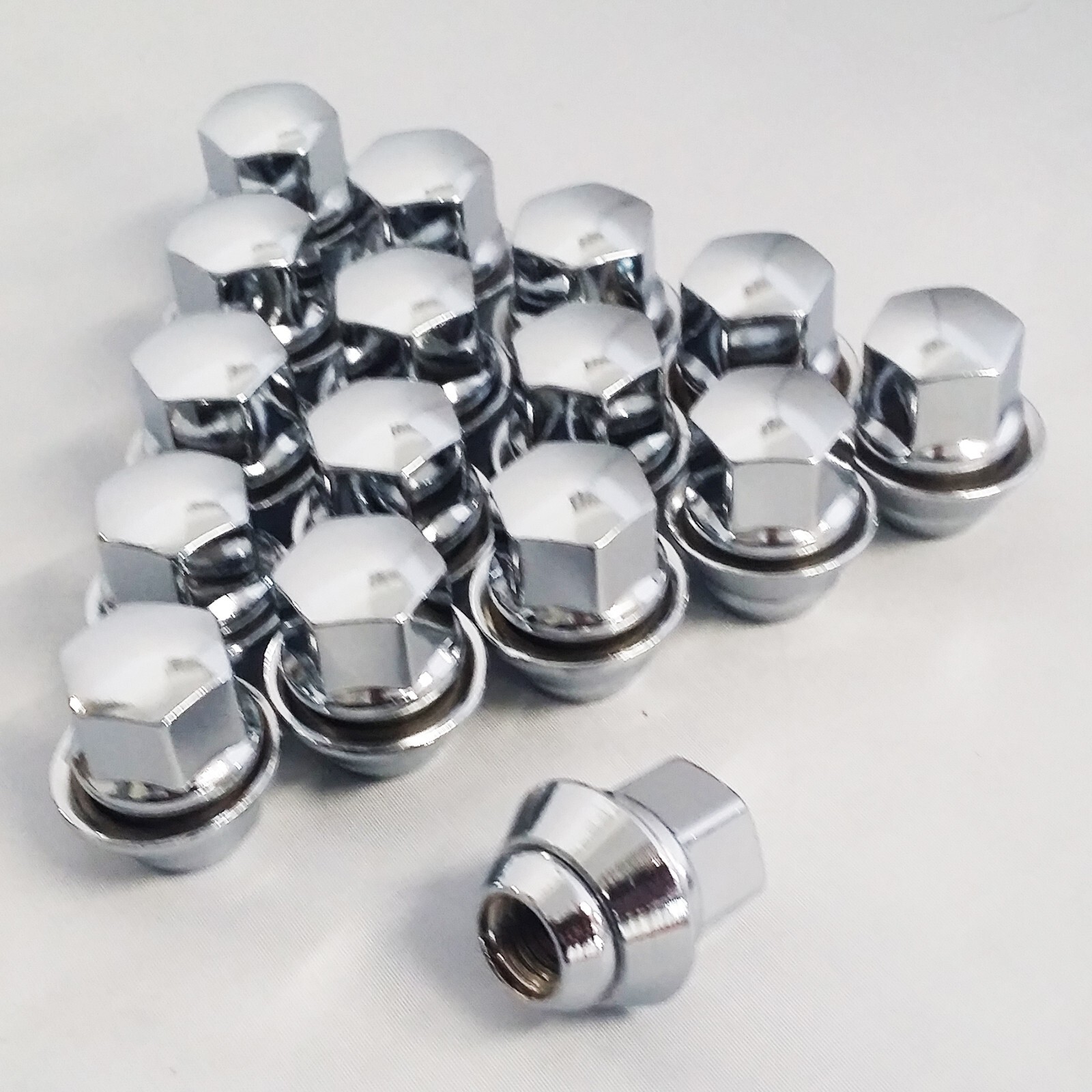 20 X Alloy Wheel Nuts Ford Focus Mk1 Mk2 Mk3 St Rs M12 X 1.5 19mm Bolt