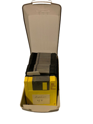 IBM DOS 3.5'' DISKETTES COLLECTIBLE USED IN FLIP CASE 35 PIECES LAST ONE QTY-1
