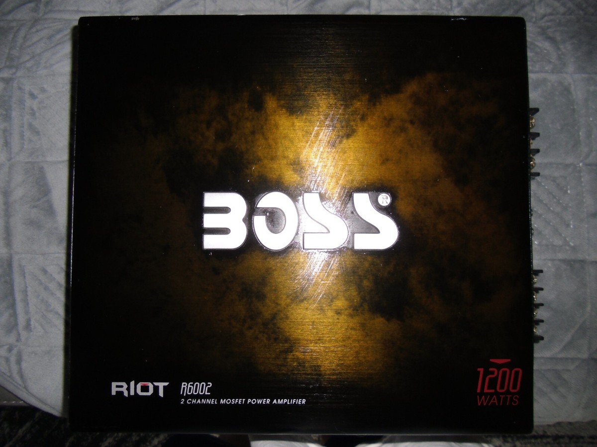 BOSS Audio Systems R6002 Riot Series Car Audio Stereo
