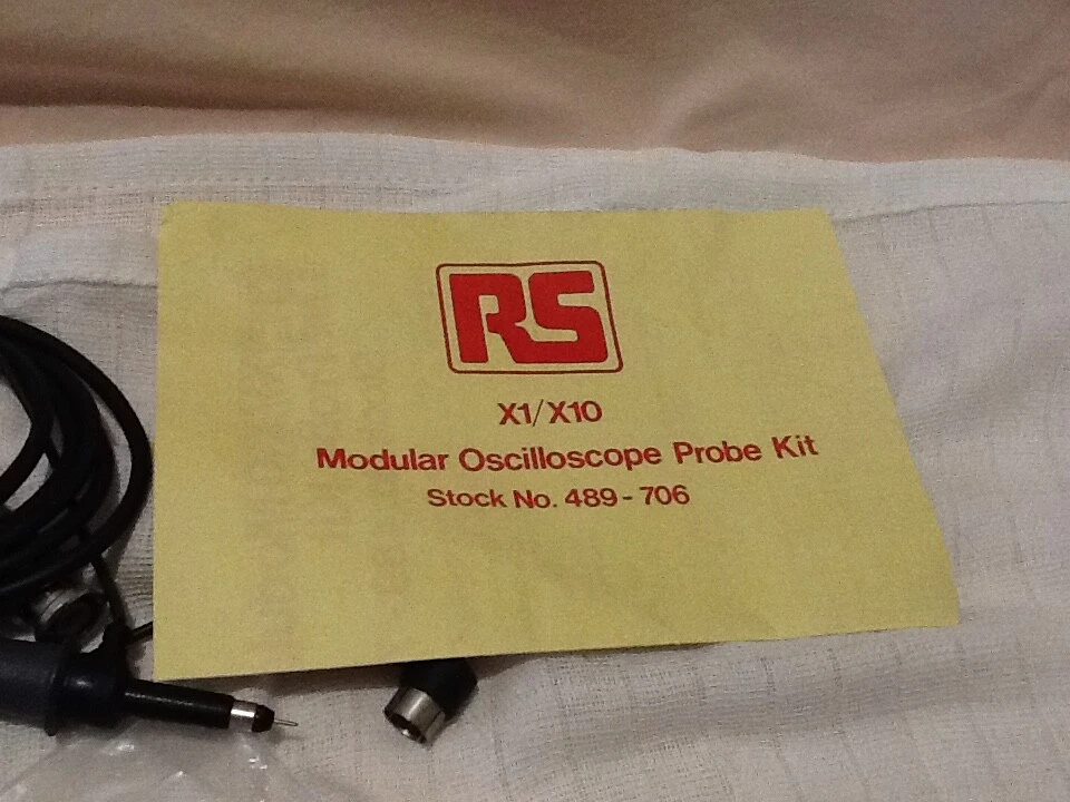 RS x1 modular oscilloscope probe kit, mofdel: 489-706  . Ref:CD_3 - Image 2 of 4