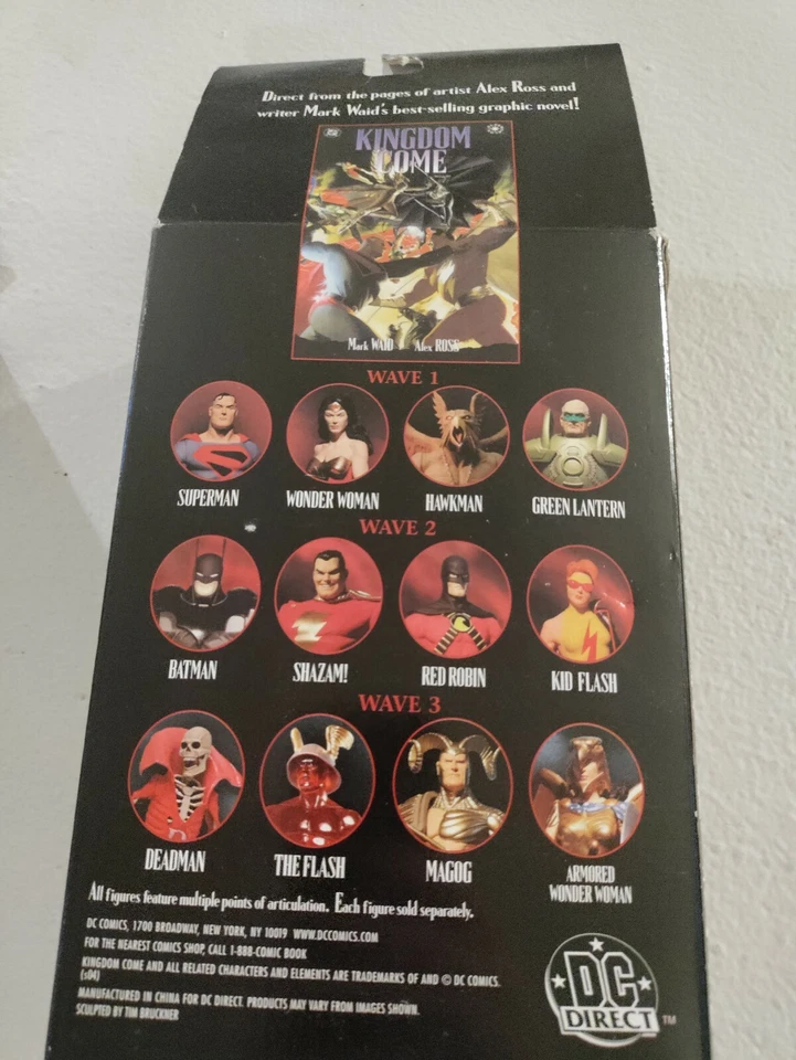 Figura de acción DC Direct Kingdom Come Magog Collector diseñada por Alex Ross Foto 4 de 4